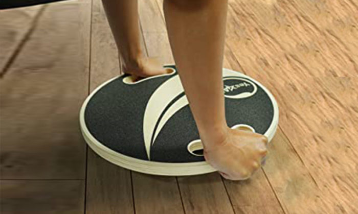 Balance board wobble board for core strength